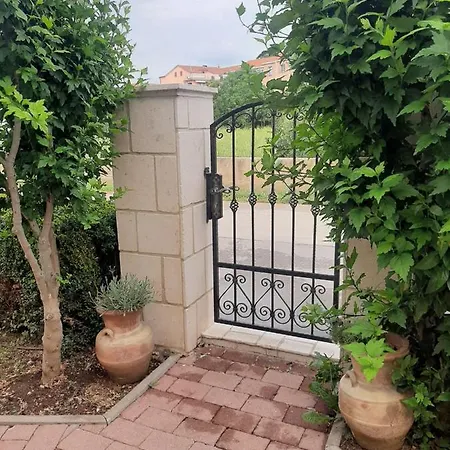 Emma Apartman Biograd Na Moru
