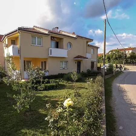Emma * Biograd Na Moru
