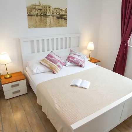 아파트 Emma 비오그라드나모루