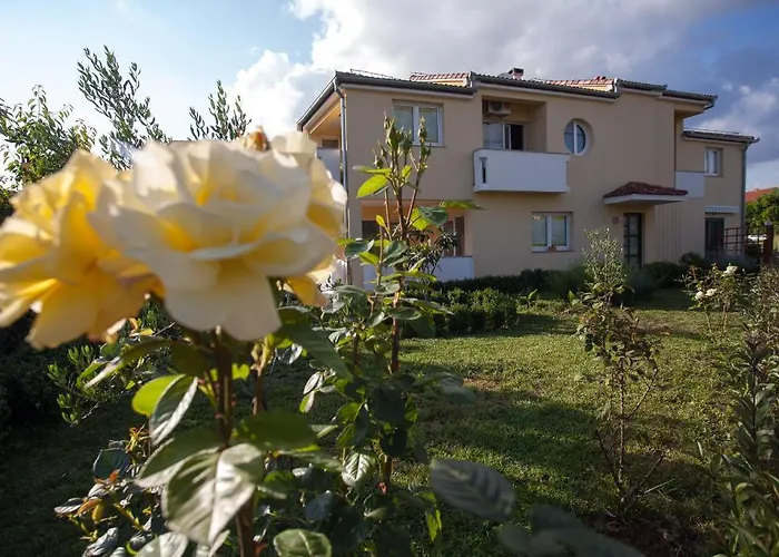 Emma Lägenhet Biograd Na Moru