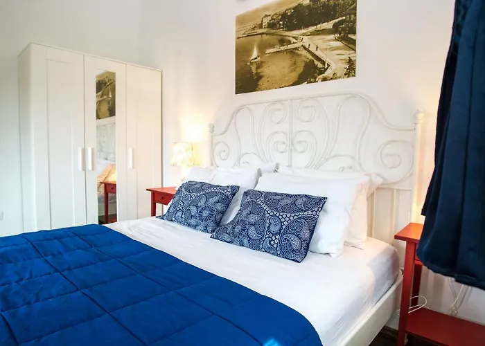 アパート Emma ビオグラード・ナ・モル